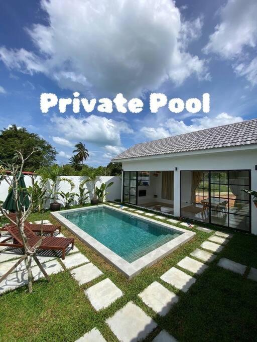 Allure Villa Cempaka Private Pool Kuantan Exterior photo